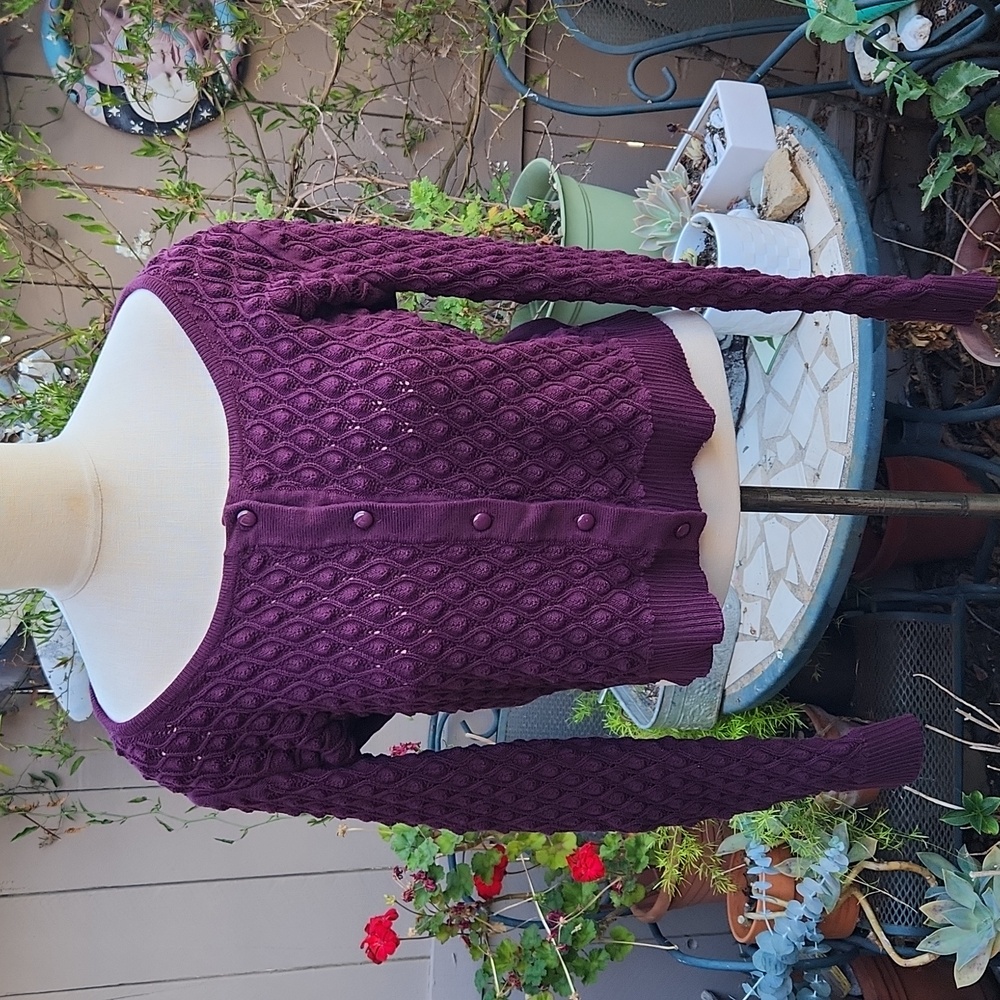 Effie's Heart Sweater Size L/XL